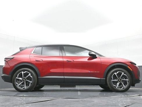 New 2026 Chevrolet Equinox EV LT image 54