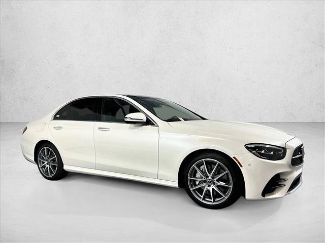 Used 2023 Mercedes-Benz E 350 Sedan image 3