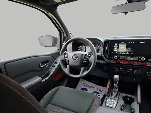 New 2026 Nissan Frontier PRO-4X w/ Pro-4x Convenience Package image 10