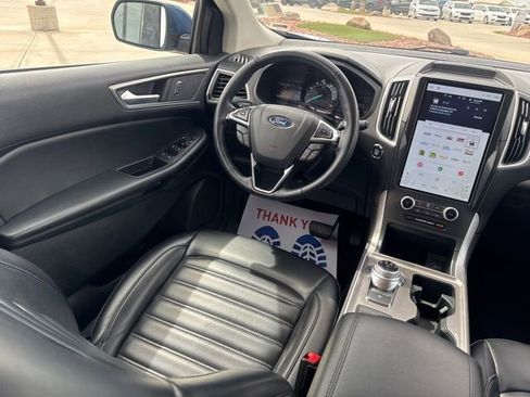 Used 2024 Ford Edge SEL AWD/4WD image 16