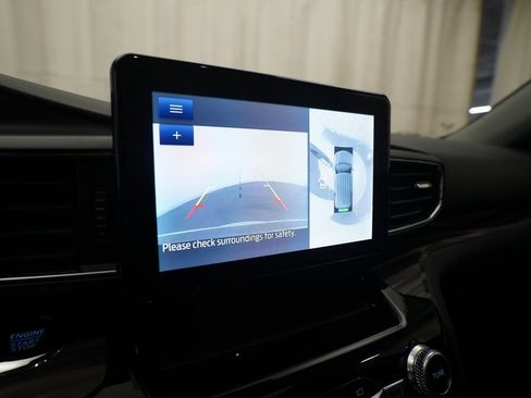 Used 2023 Ford Explorer Limited w/ Equipment Group 301A image 20