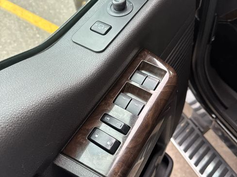Used 2015 Ford F350 Platinum w/ FX4 Off-Road Package image 16