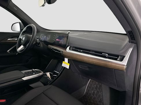 Used 2025 BMW X1 xDrive28i w/ Convenience Package image 26