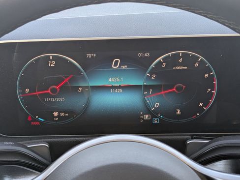 Certified 2021 Mercedes-Benz GLB 250 4MATIC w/ Premium Package image 14