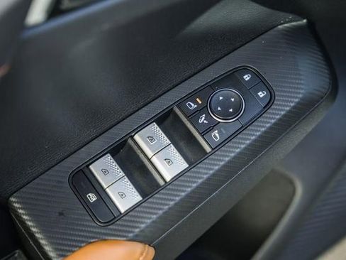 Used 2024 Mitsubishi Outlander SEL image 40