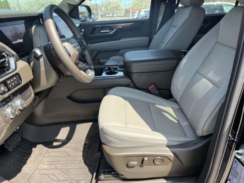 Used 2026 GMC Yukon XL Elevation image 22