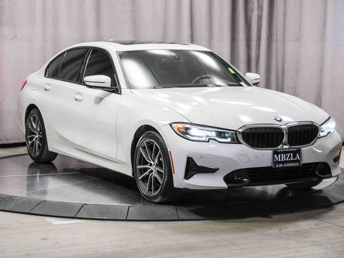 Used 2019 BMW 330i Sedan RWD image 4