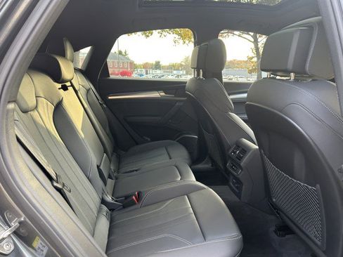 Certified 2025 Audi Q5 2.0T Premium Plus w/ Premium Plus Package image 25