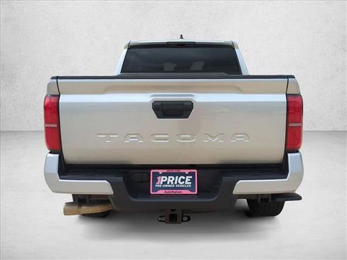 Used 2025 Toyota Tacoma TRD Sport RWD image 7