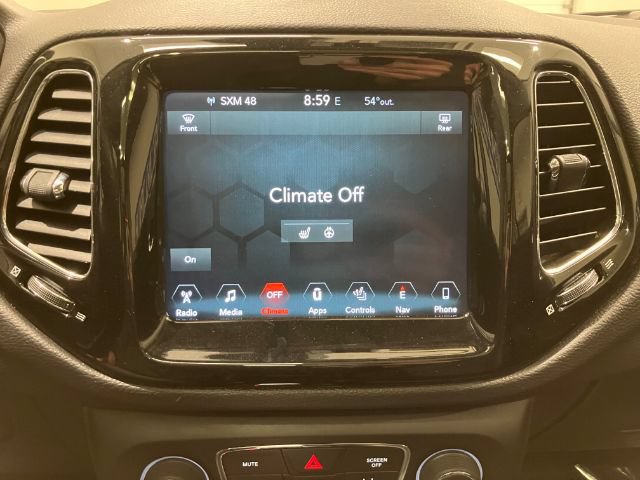 Used 2018 Jeep Compass Limited w/ Navigation Group AWD/4WD image 38
