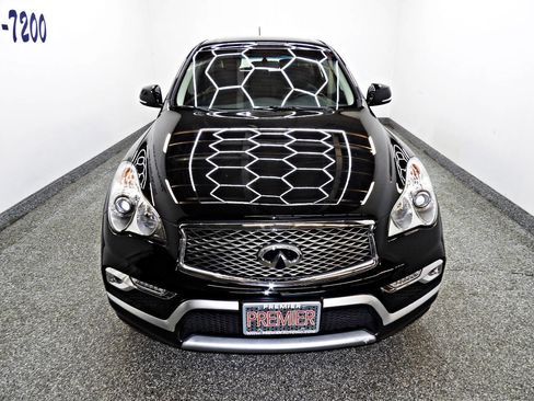 Used 2017 INFINITI QX50 AWD image 2