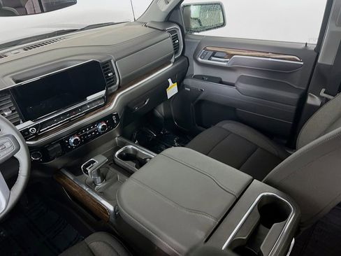 New 2026 GMC Sierra 1500 Elevation image 20