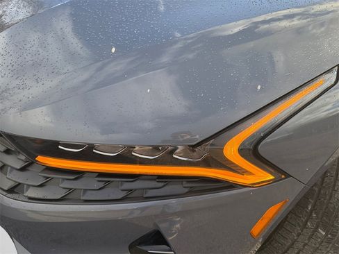 Used 2022 Kia K5 LX image 23