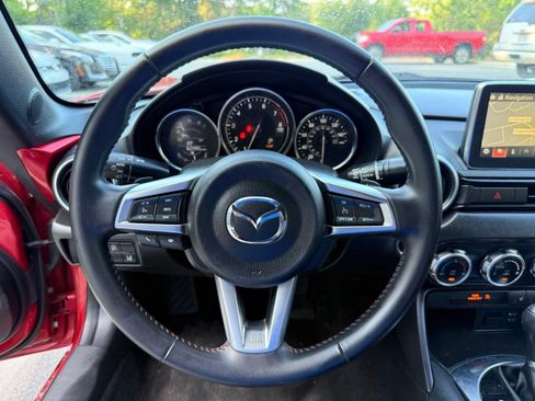 Used 2016 MAZDA MX-5 Miata Grand Touring RWD image 22