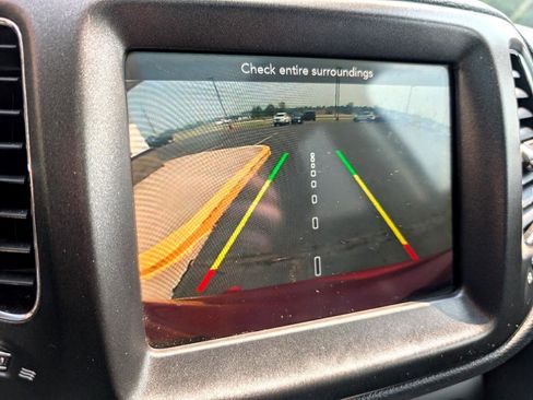 Used 2018 Jeep Compass Trailhawk w/ Leather Interior Group image 23