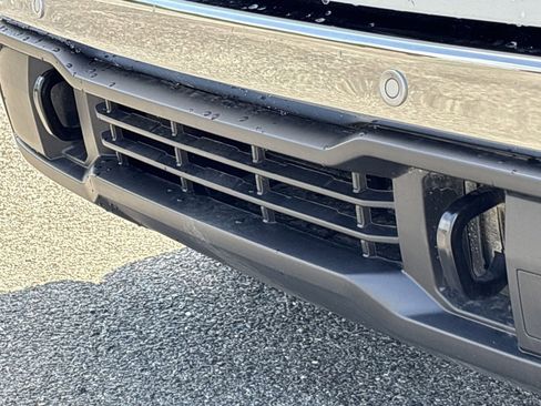 New 2025 GMC Sierra 1500 SLE w/ Preferred Package image 49