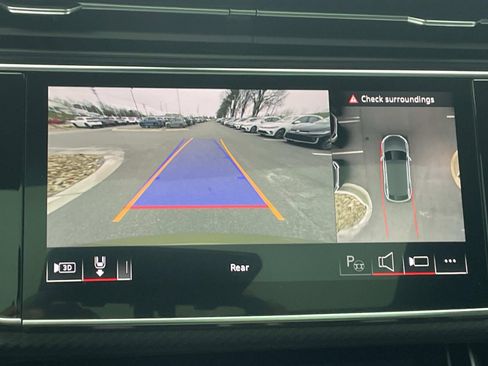 Certified 2025 Audi RS Q8 performance image 28