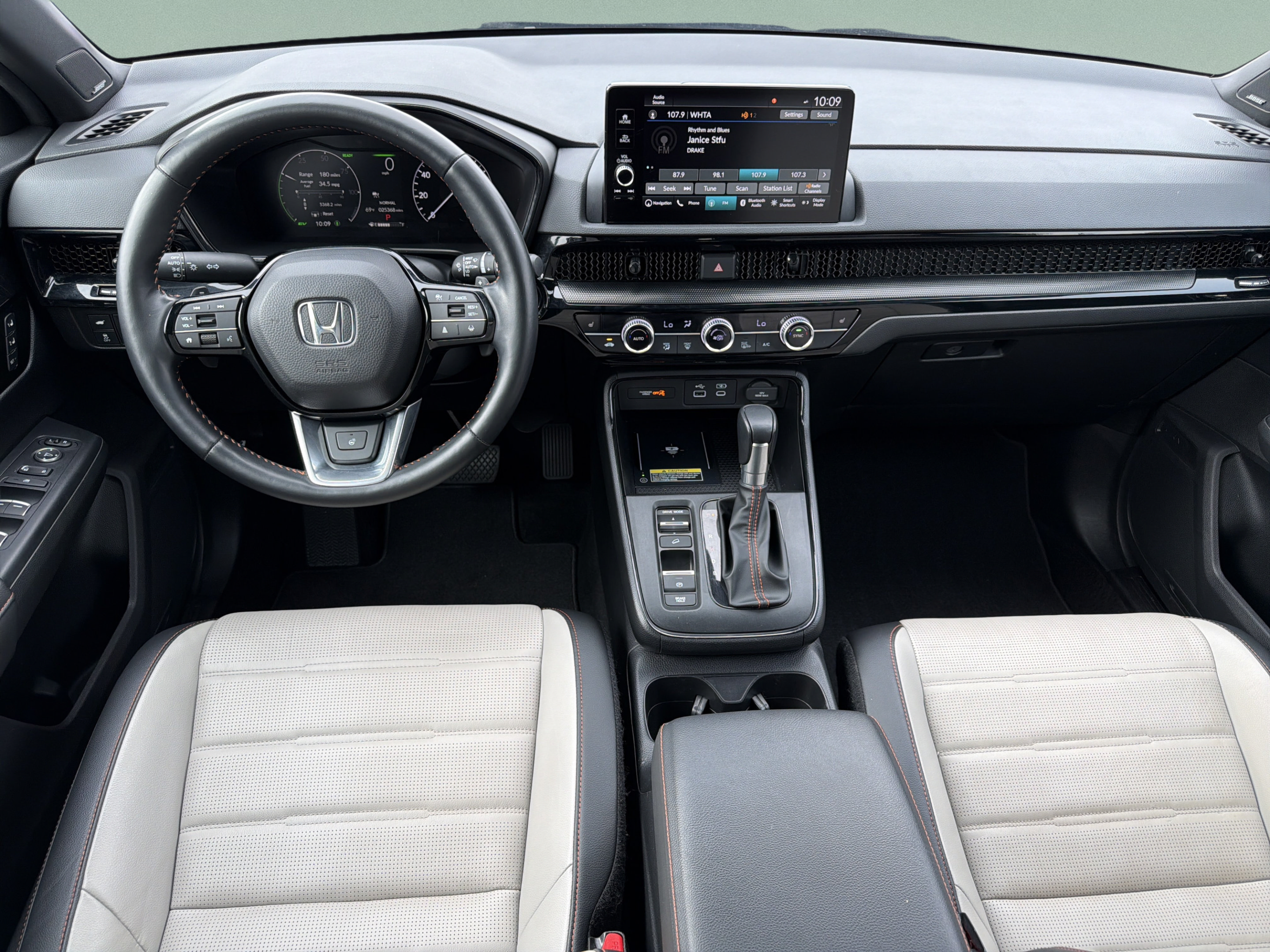 Used 2025 Honda CR-V Sport Touring image 16