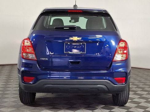 Used 2017 Chevrolet Trax LS FWD image 8