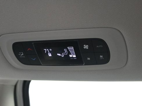 Used 2020 Chrysler Pacifica Touring-L Plus w/ Tire & Wheel Group image 31