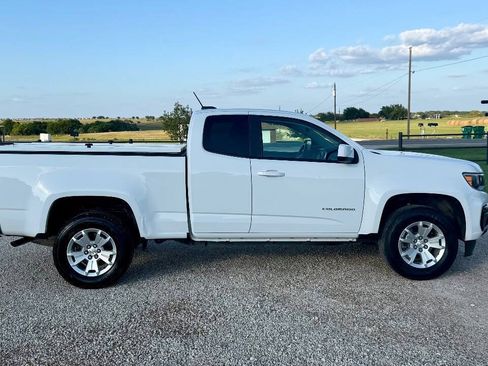 Used 2022 Chevrolet Colorado LT w/ Fleet Safety Package RWD image 4