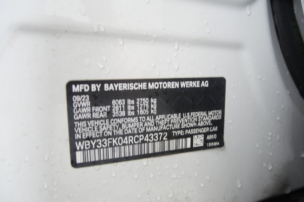 Used 2024 BMW i5 eDrive40i w/ Premium Package RWD image 28