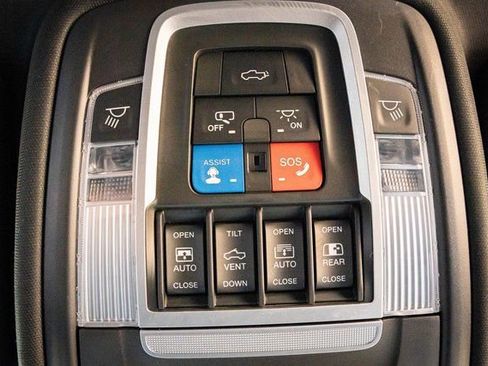 Used 2020 RAM 1500 Limited image 30