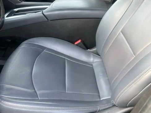 Used 2022 Buick Enclave Premium image 4