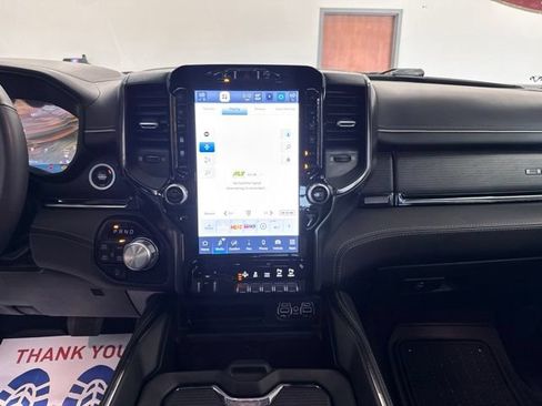 Used 2024 RAM 1500 Limited AWD/4WD image 36
