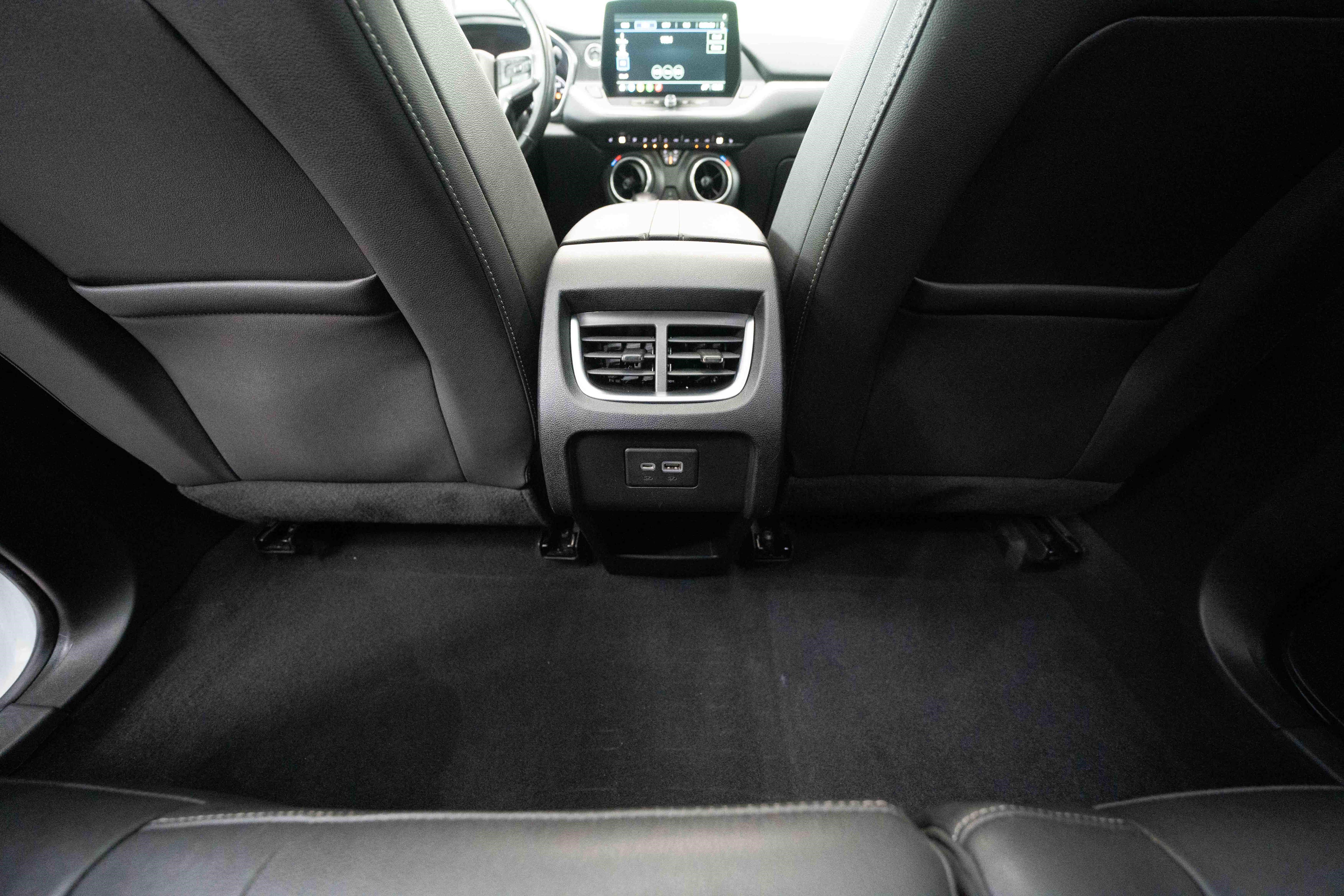 Used 2023 Chevrolet Blazer LT AWD/4WD image 22