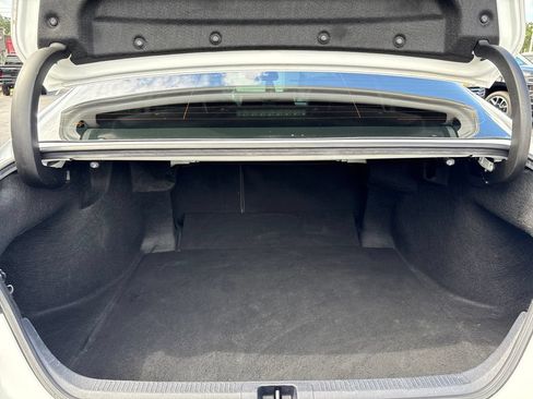 Used 2024 Toyota Camry SE w/ Convenience Package FWD image 20