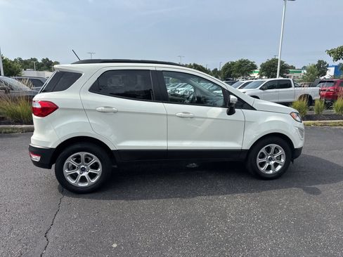 Used 2021 Ford EcoSport SE FWD image 2