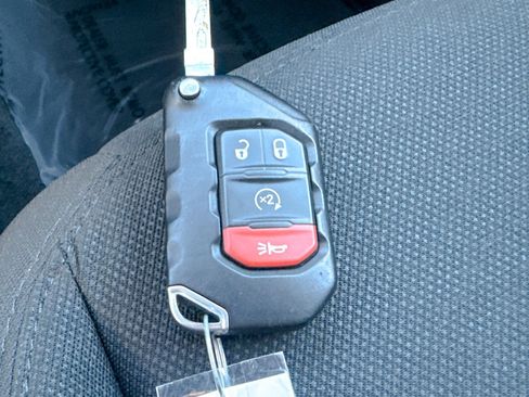 Used 2021 Jeep Wrangler Unlimited Sport image 42