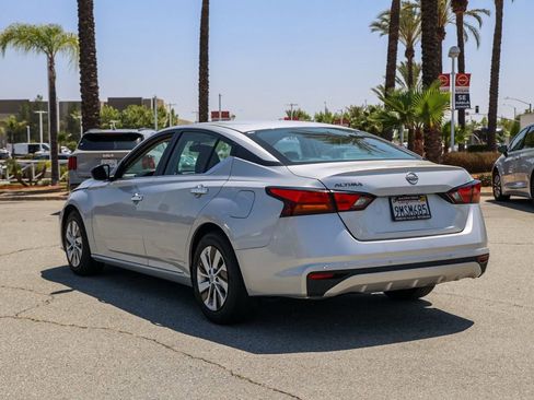 Used 2024 Nissan Altima 2.5 S FWD image 6
