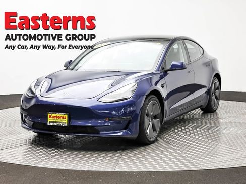 Used 2023 Tesla Model 3 Standard Range RWD image 1