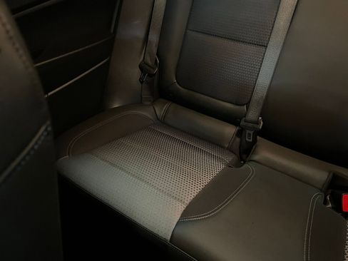 Used 2025 Chevrolet Trax LT image 39