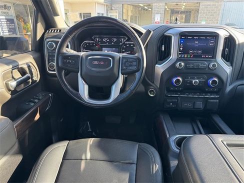 Used 2022 GMC Sierra 2500 SLT w/ SLT Preferred Package image 13