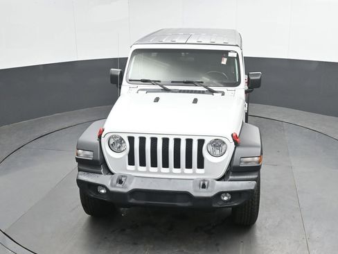 Used 2018 Jeep Wrangler Unlimited Sport S AWD/4WD image 36