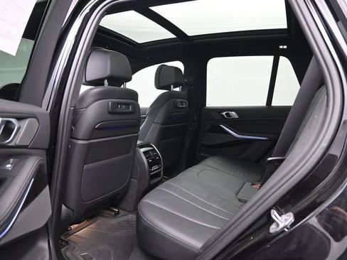 Used 2020 BMW X5 M50i AWD/4WD image 25