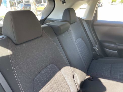 Certified 2023 Honda HR-V LX image 17