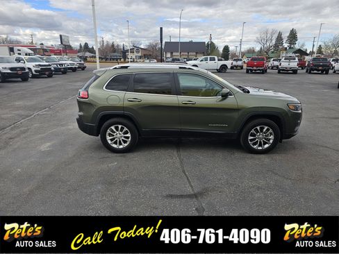 Used 2019 Jeep Cherokee Latitude w/ Popular Appearance Group AWD/4WD image 5