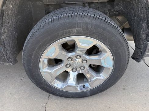 Used 2021 RAM 1500 Big Horn image 3