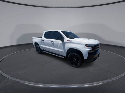 Used 2021 Chevrolet Silverado 1500 LT Trail Boss AWD/4WD image 2