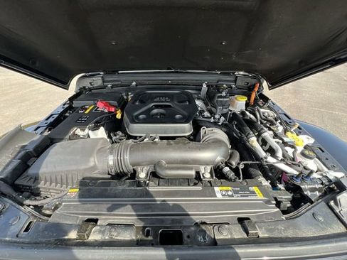 Used 2024 Jeep Wrangler High Altitude AWD/4WD image 13