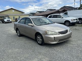 Used 2005 Toyota Camry LE FWD video 1