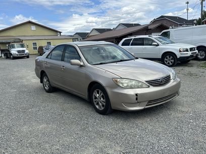 Used 2005 Toyota Camry LE