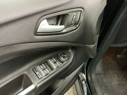 Used 2019 Ford Escape SEL AWD/4WD image 15
