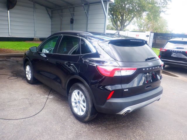 Used 2022 Ford Escape SE AWD/4WD image 2