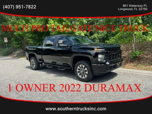 Used 2022 Chevrolet Silverado 2500 Custom w/ Custom Value Package AWD/4WD image 1
