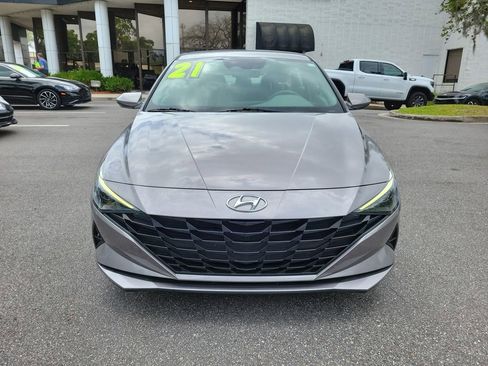 Certified 2021 Hyundai Elantra SE image 7